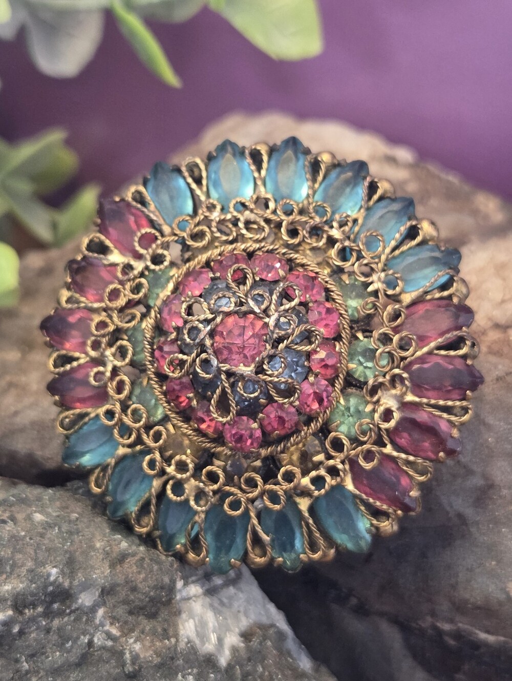 Amazing 1940's Original By Robert Signed Brooch In Prestine Condition